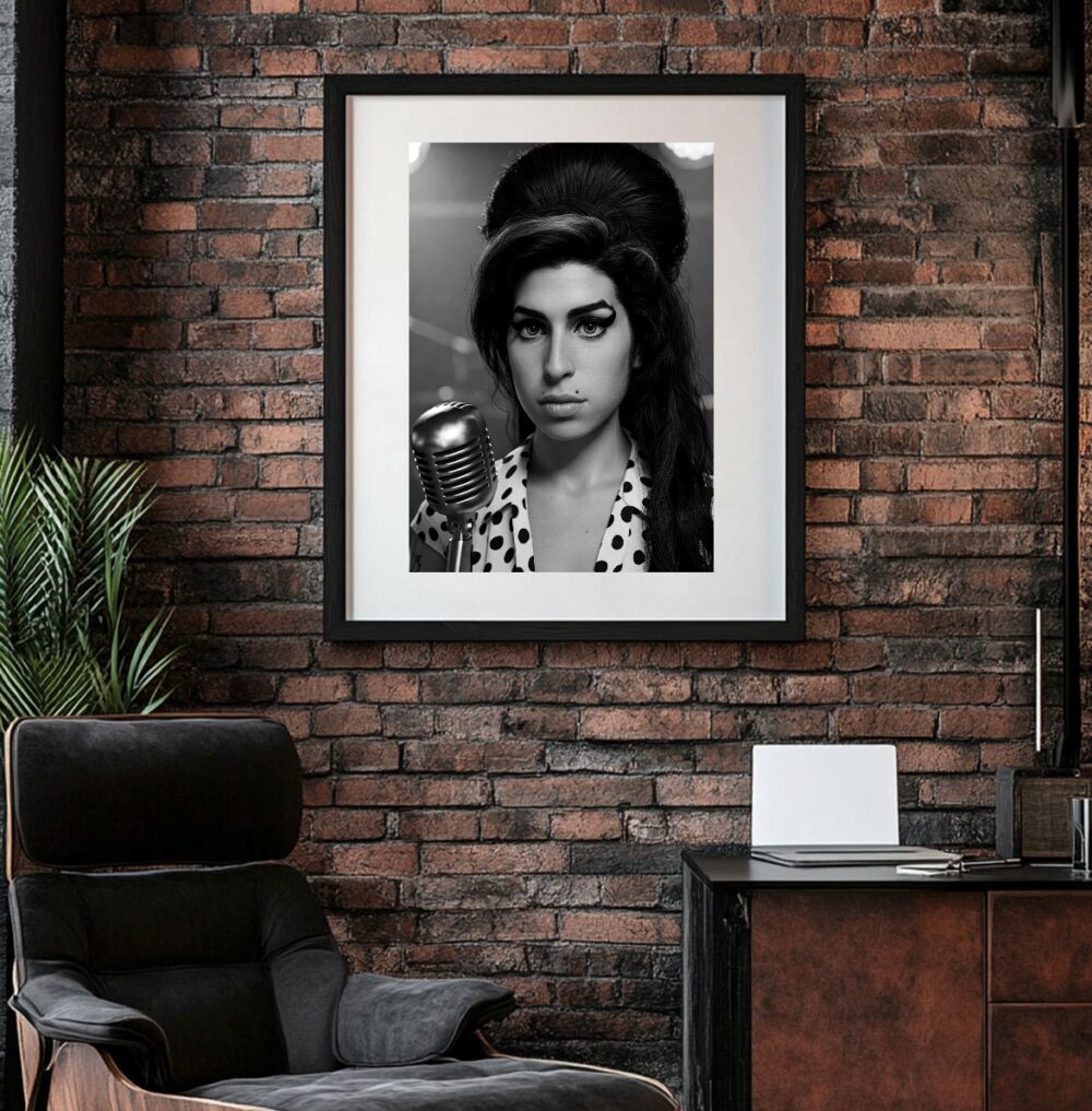 Affiche Amy Winehouse - Portrait Noir et Blanc – Image 2